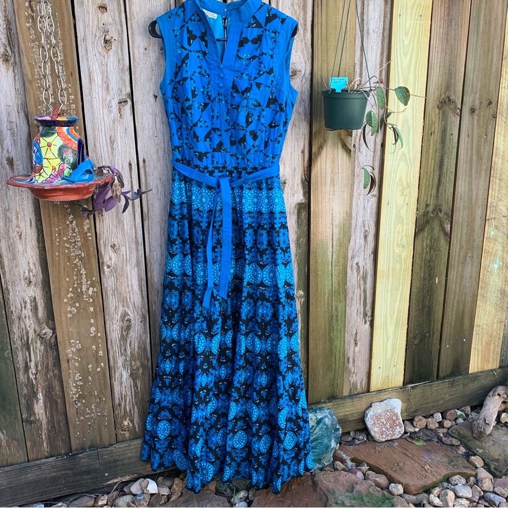 Beautiful handmade long length dress from Thailand SZ 36.  Vintage 1970’s Blue
